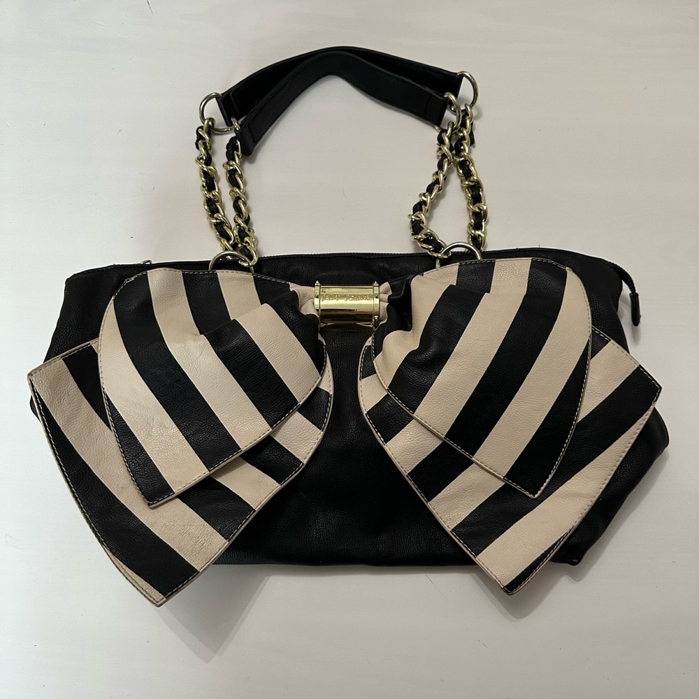 Betsey Johnson mega bow bag - black, off-white, gold detail